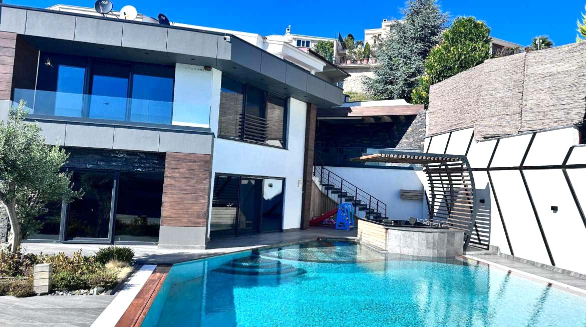 Lüks Villa Havuzu